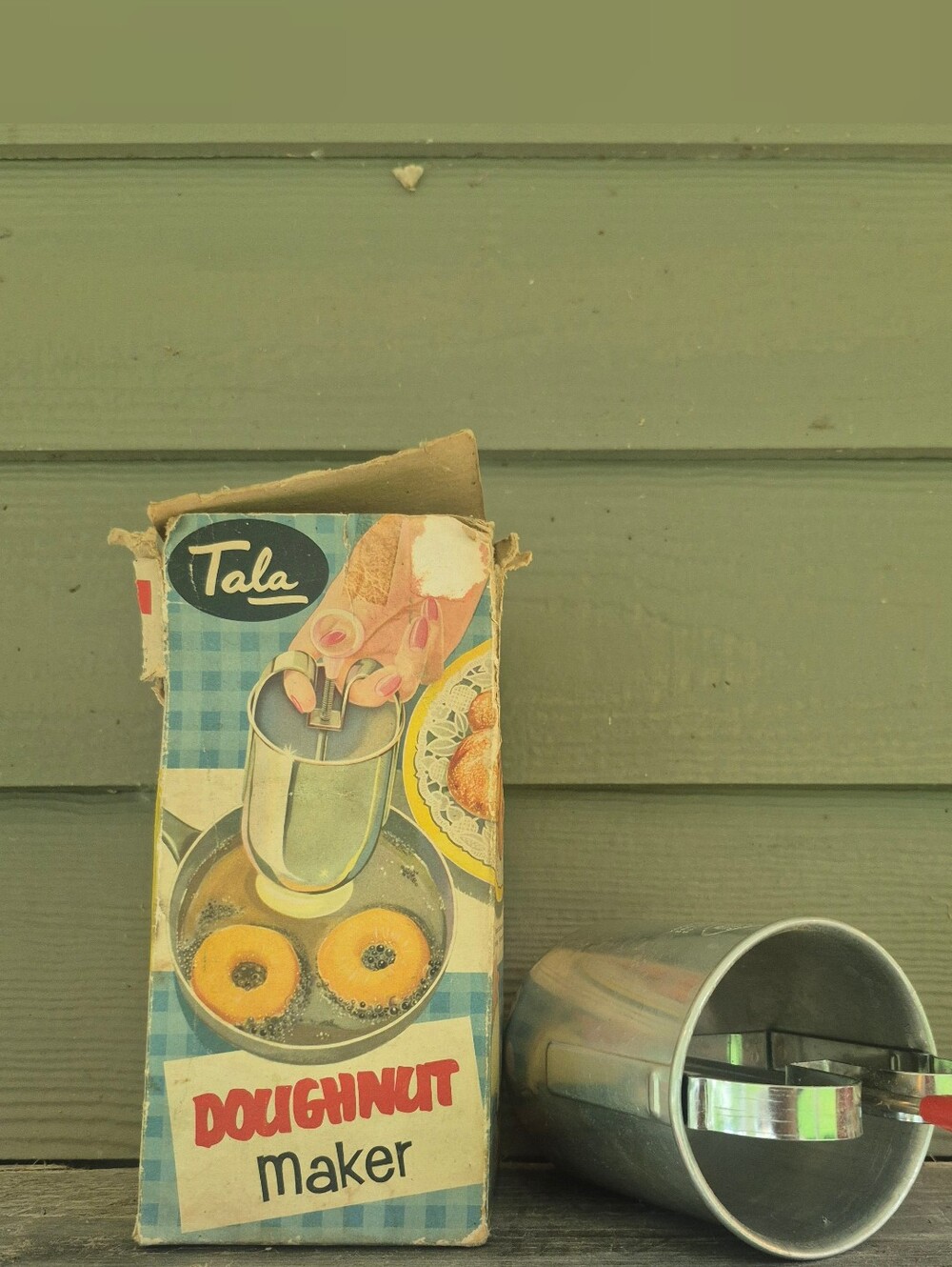 1950's Doughnut Maker